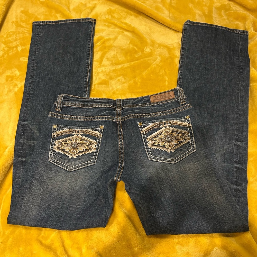 Rock & Roll Cowgirl Indigo Bootcut Jeans with Embroidered Back Pockets